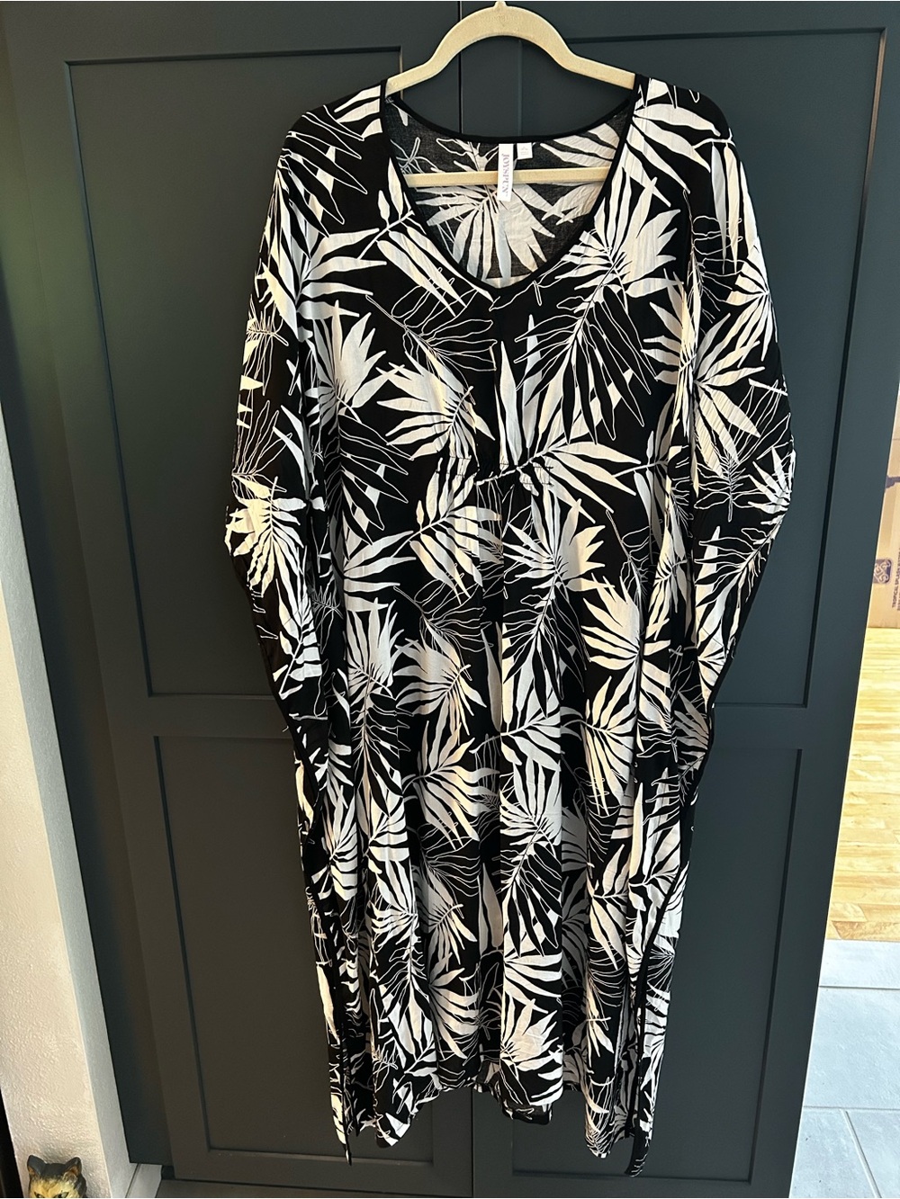 Joyspun Black and White Tropical Leaf Print Tunic Dress-Bathing Suit Coverup